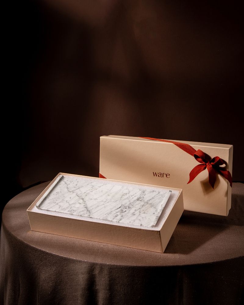 Small Lush Statuario Marble Tray - Gift Set