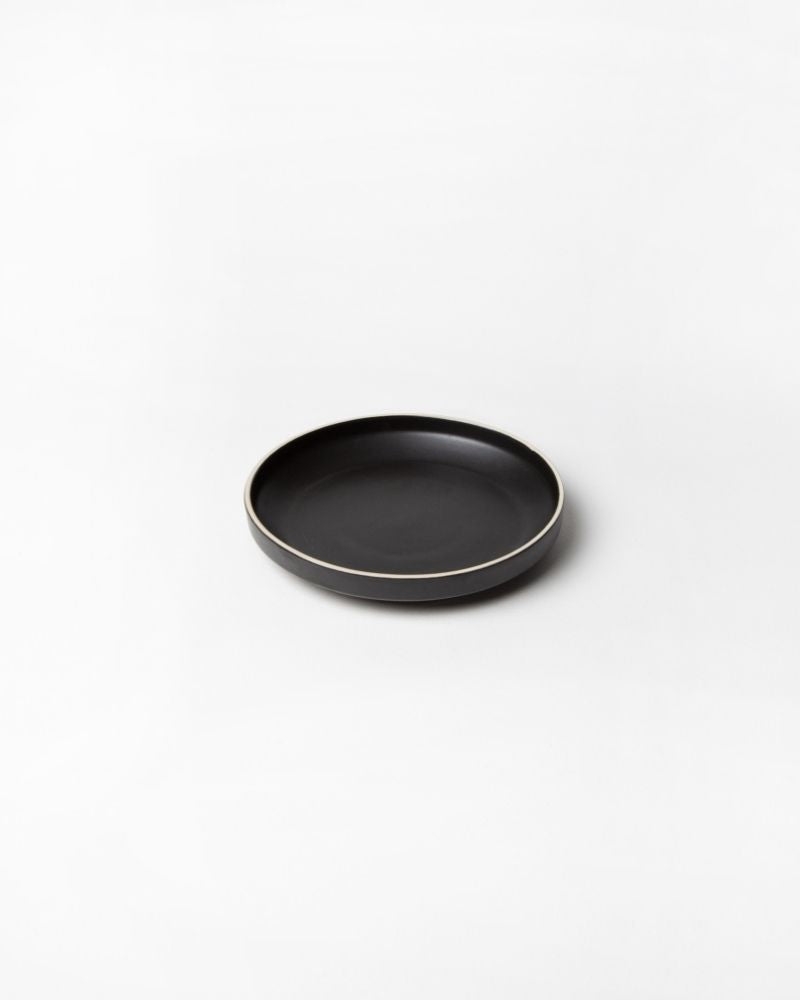 Sola 8in Quarter Plate Matt Black (Set of 2)