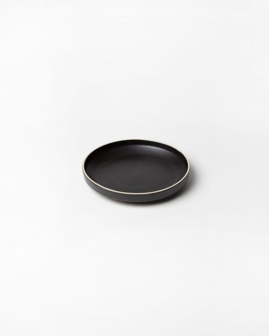 Sola 8in Quarter Plate Matt Black (Set of 2)