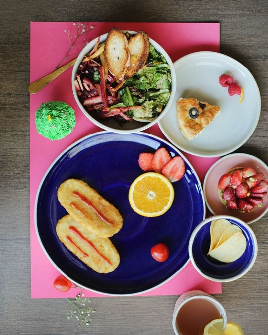 Cosmo Dinner Plate in Deep Blue