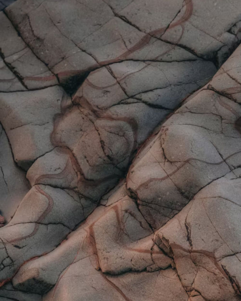 Stratona Claude Vases