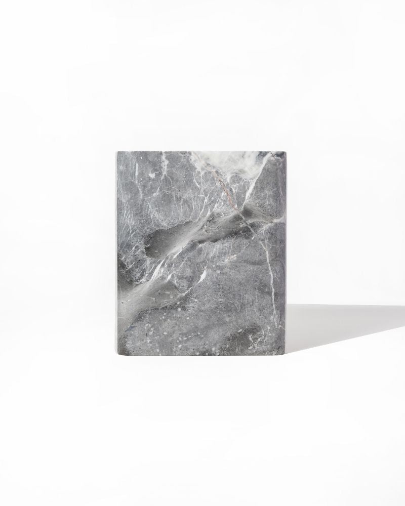 024 Blizarra Claude Vase