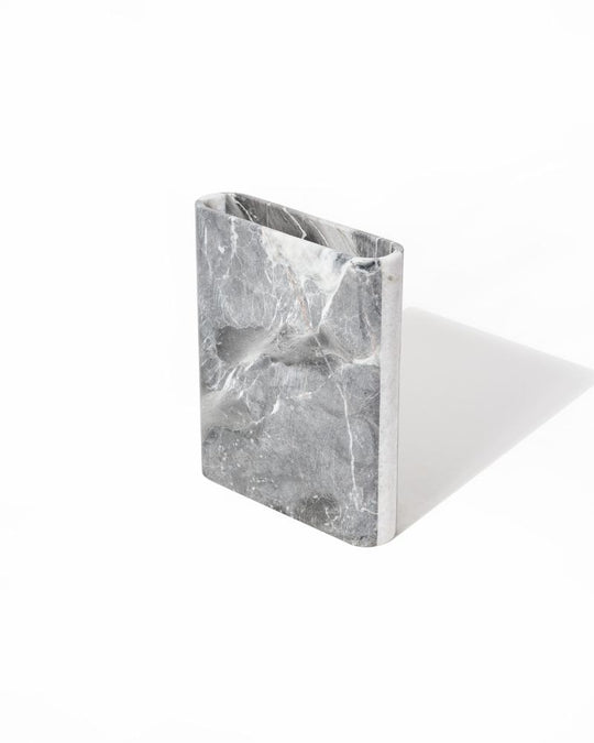024 Blizarra Claude Vase