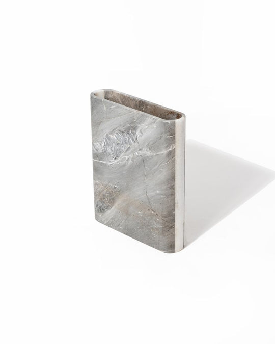025 Blizarra Claude vase