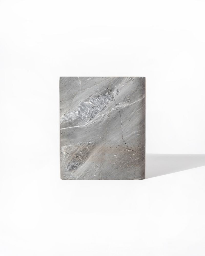 025 Blizarra Claude vase