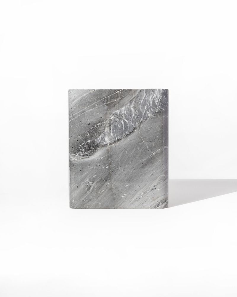 027 Blizarra Claude Vase