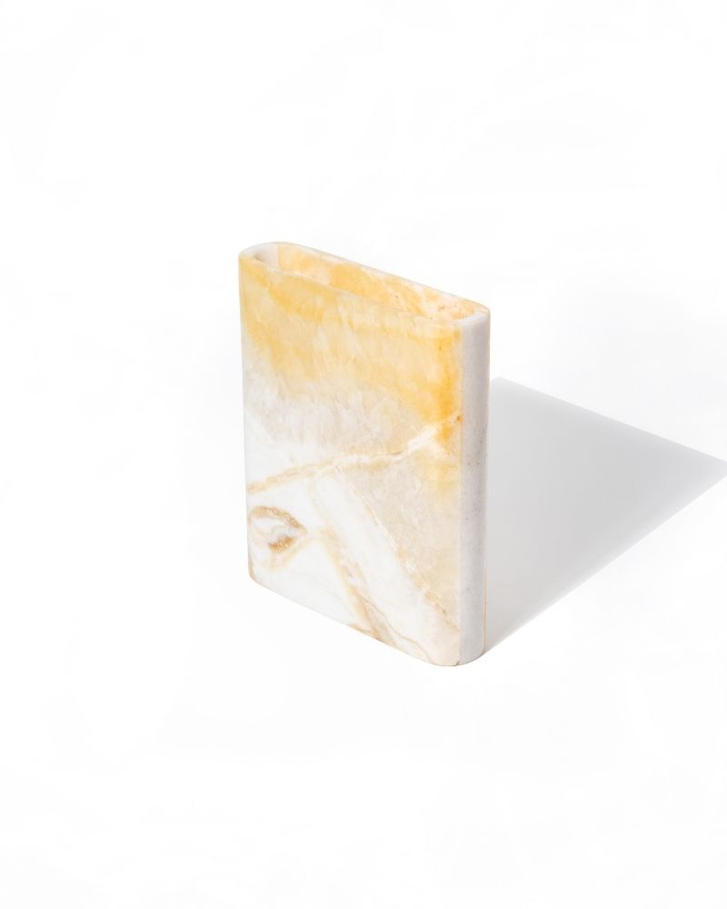 056 Flareon Claude vase