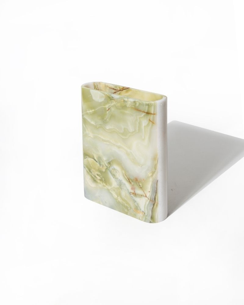 111 Algora Claude Vase