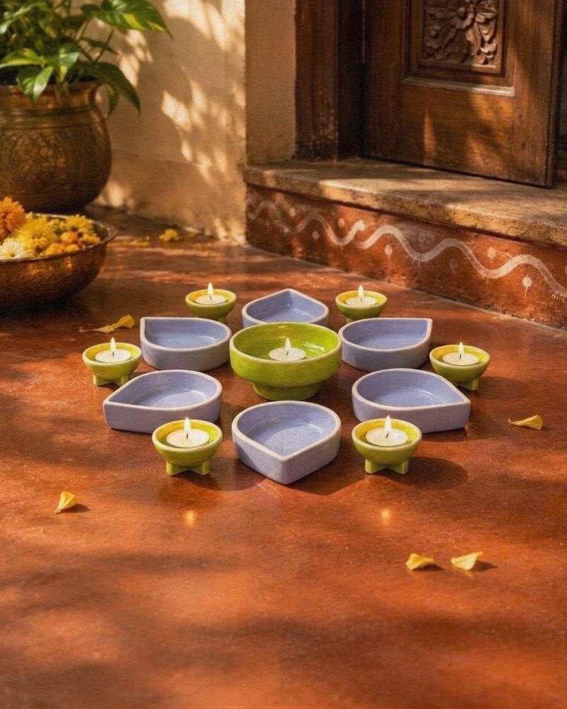 Rangoli Table Setting Lilac (13 Pieces)