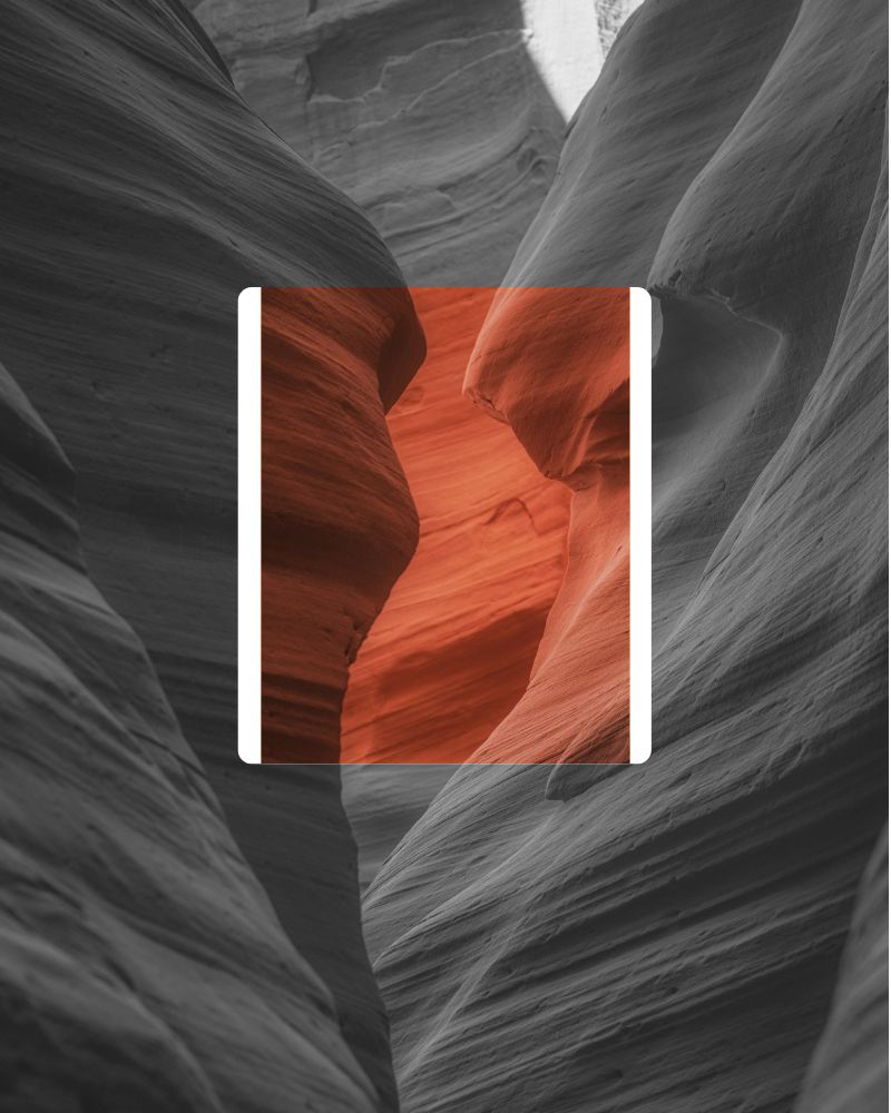 077 Canyora Claude vase