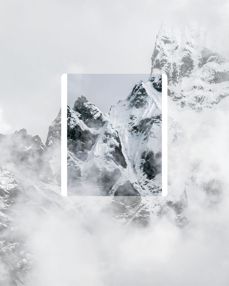 050 Frostveil Claude vase