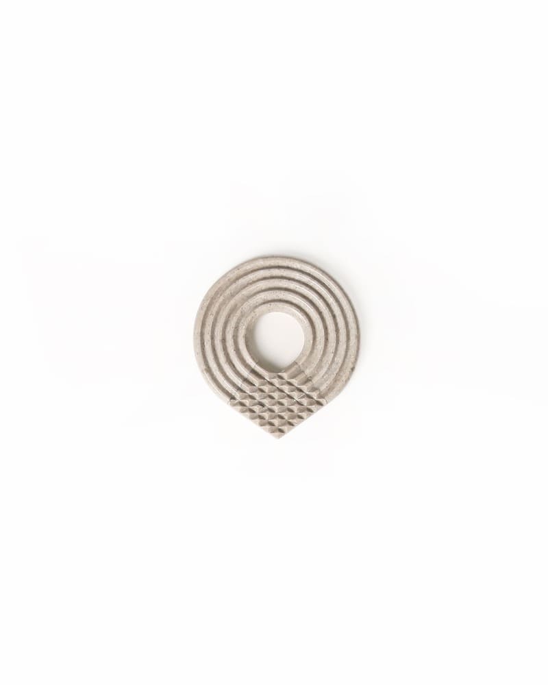 Aura Trivet Grey
