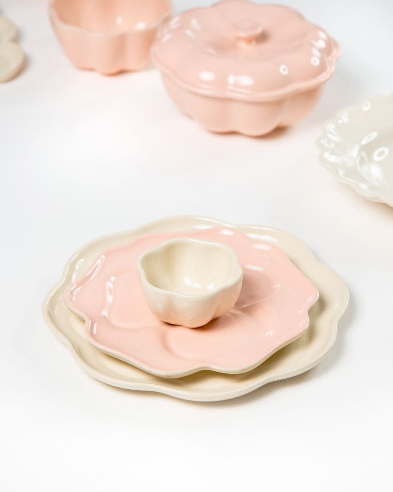 Cherry Blossom Dinner Spread without Accessories (18 pieces)