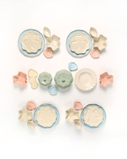 Countryside Flora Dinner Spread without Accessories (28 pieces)