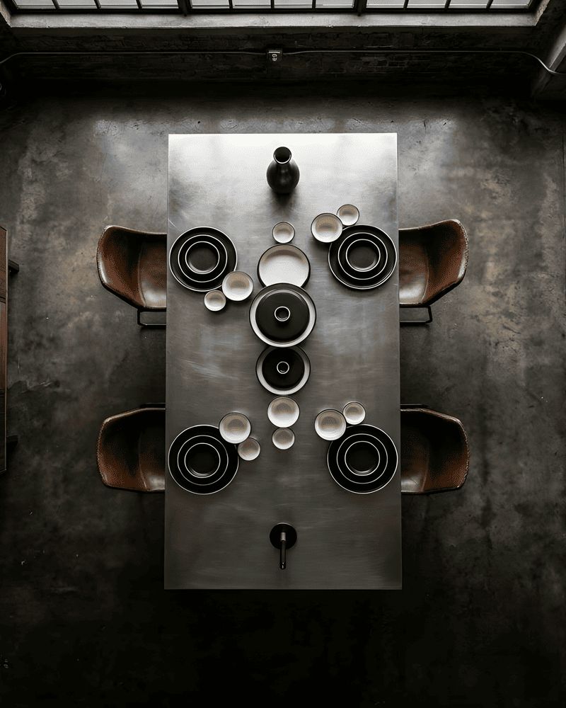 Lunar Dinner Spread Matt Black (26 Pieces)