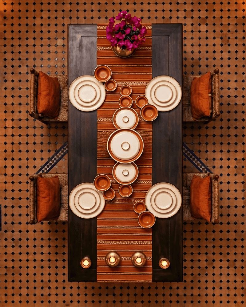 Lunar Dinner Spread Warm Brown (26 Pieces)
