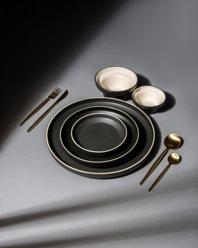 Lunar Dinner Set Matt Black (5 pieces)