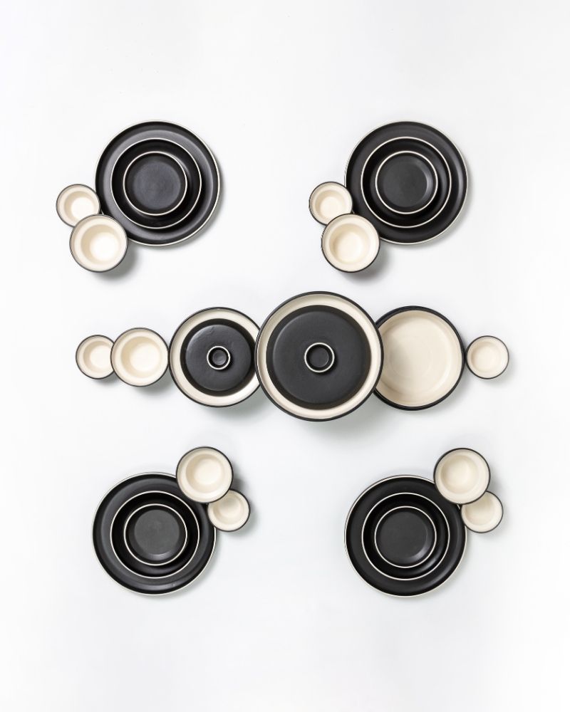 Lunar Dinner Spread Matt Black