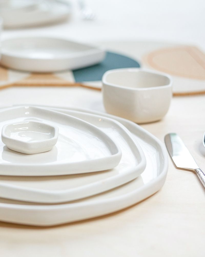 Nude Forma Dinner Spread (29 pieces)