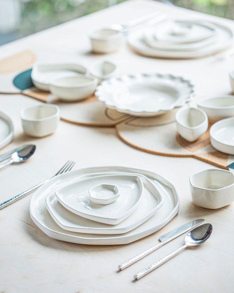 Nude Forma Dinner Spread (29 pieces)