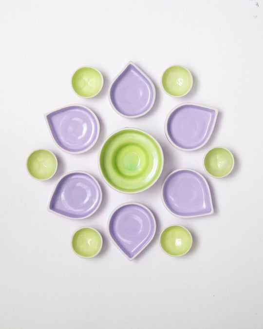 Rangoli Table Setting Lilac (13 Pieces)