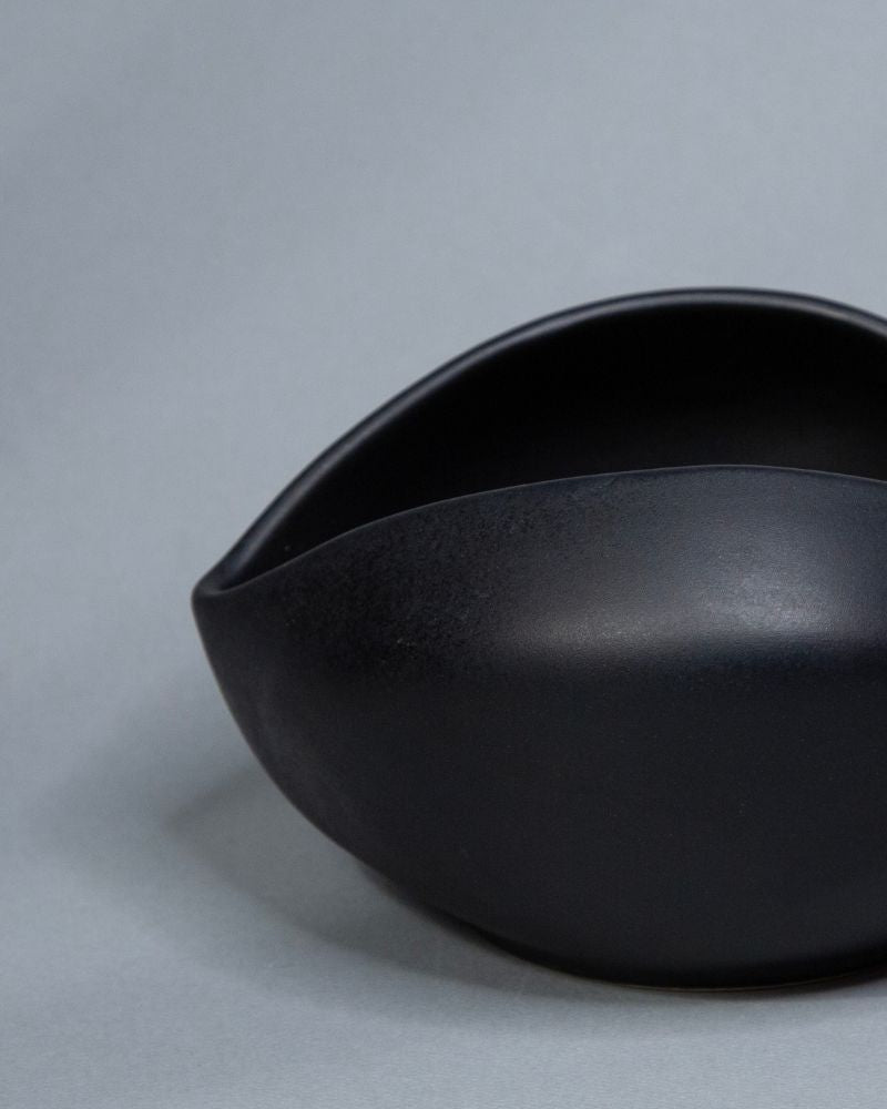 Small Whirl 730ml Bowl Matt Black
