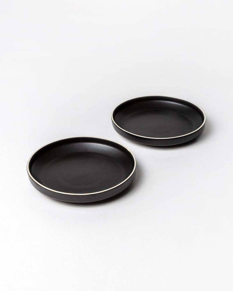 Sola 8in Quarter Plate Matt Black (Set of 2)