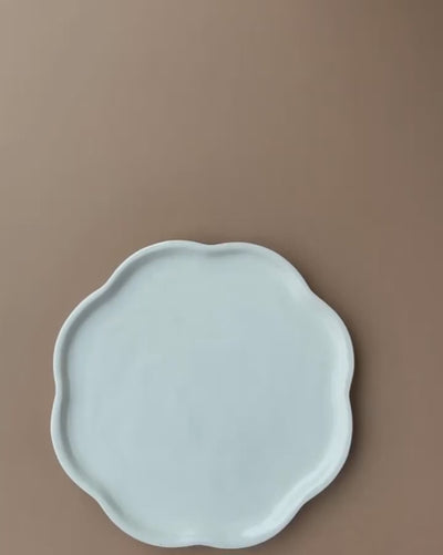 Baby Margo Serving Bowl with Lid Nude