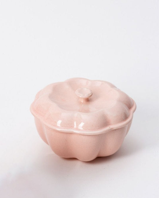 Ware Innovations Serving Bowls Blush / 14 x 14 x 7 cm / 5.3 x 5.3 x 3 in Baby Margo Serving Bowl with Lid Blush