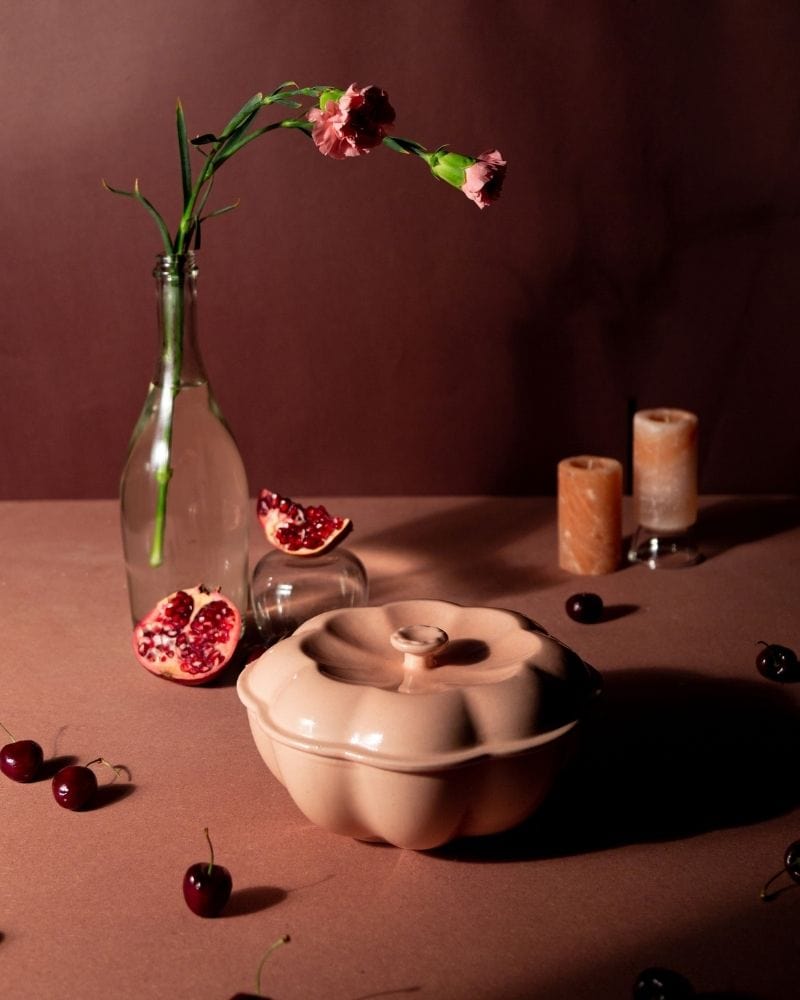 Ware Innovations Serving Bowls Blush / 19 x 19 x 7.5 cm / 7.5 x 7.5 x 3 in Margaret Serving Bowl with Lid Blush