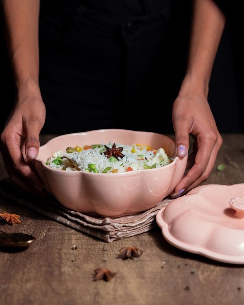 Ware Innovations Serving Bowls Blush / 19 x 19 x 7.5 cm / 7.5 x 7.5 x 3 in Margaret Serving Bowl with Lid Blush